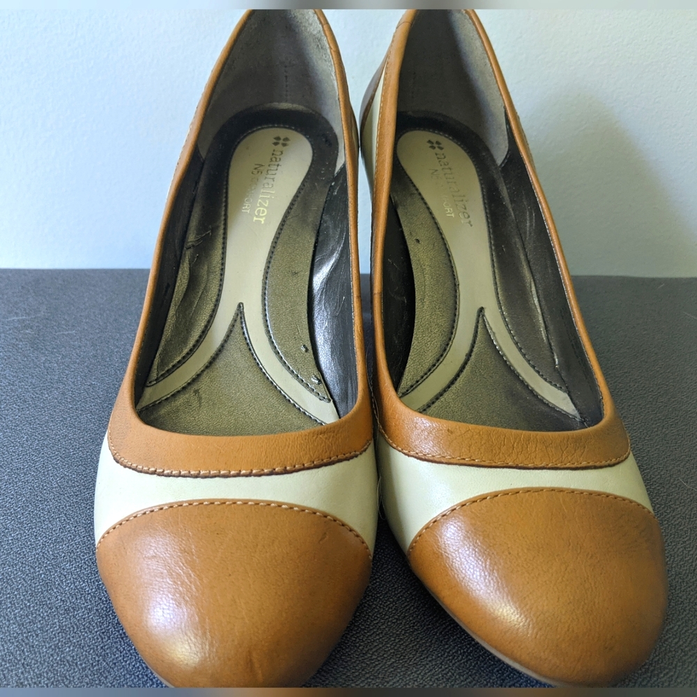 NWOB Naturalizer N5 Bohemia Two Tone Spectator Pumps Brown Beige 9W/Wide